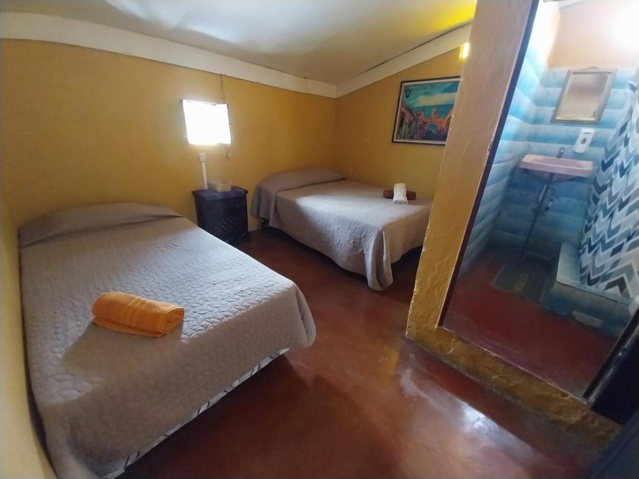 Hotel Alma Maya Антигуа-Гватемала Экстерьер фото